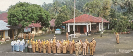 apel-pagi-pegawai-kantor-kecamatan-leksono-2