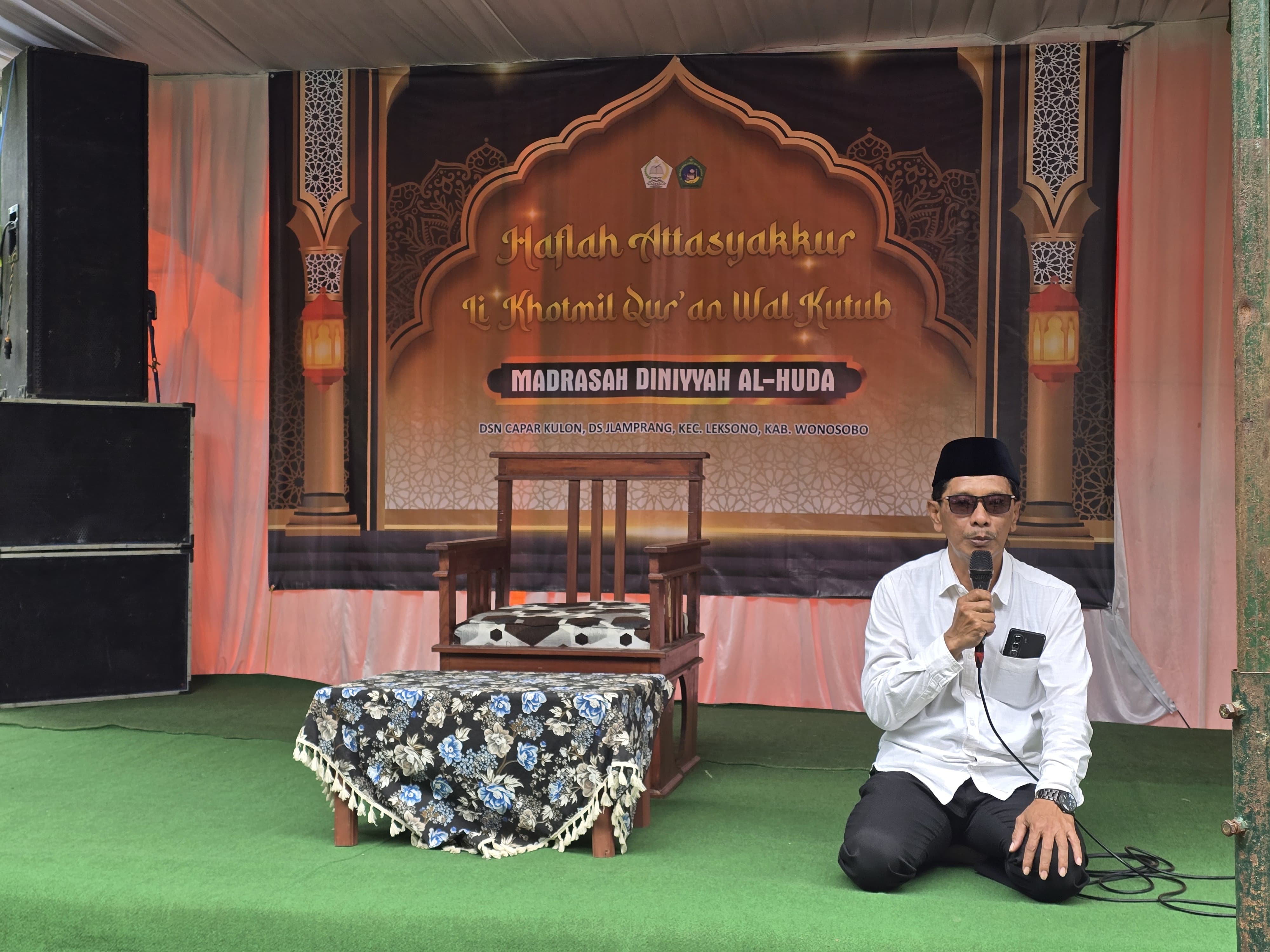 haflah-attasyakur-dan-khotmil-qur-an-wal-kutub-madrasah-diniyyah-al-huda