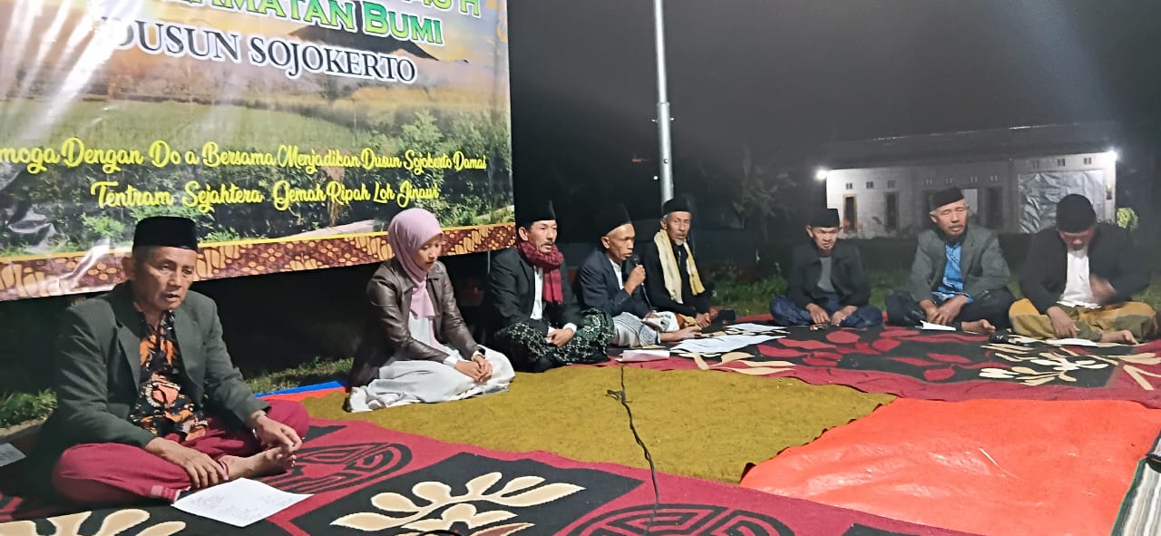 menghadiri-doa-bersama-dalam-rangka-menyambut-bulan-muharam-dan-selamatan-bumi-dusun-sojokerto