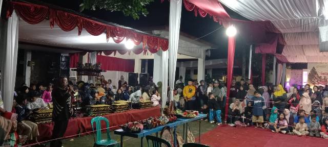 PENTAS SENI DAN KUDA KEPANG