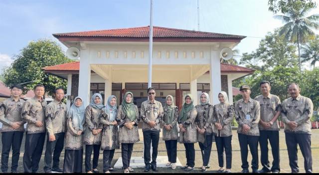 Selamat Hari Batik Nasional